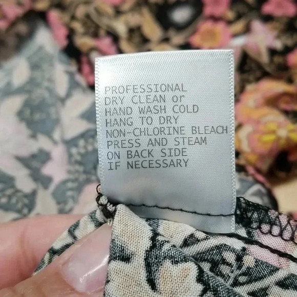 {Cynthia Rowley} Floral Print Blouse Size Small - Picture 11 of 11